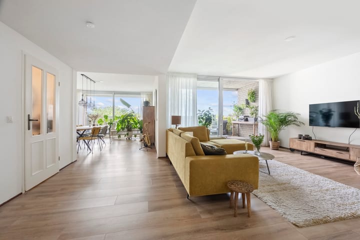 Foto 10 van Bartoklaan 87