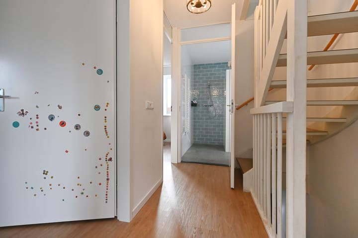 Foto 24 van Anna Ruyschstraat 23