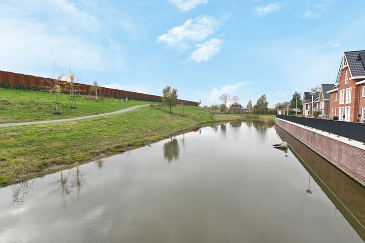 Foto 38 van Anna Ruyschstraat 23