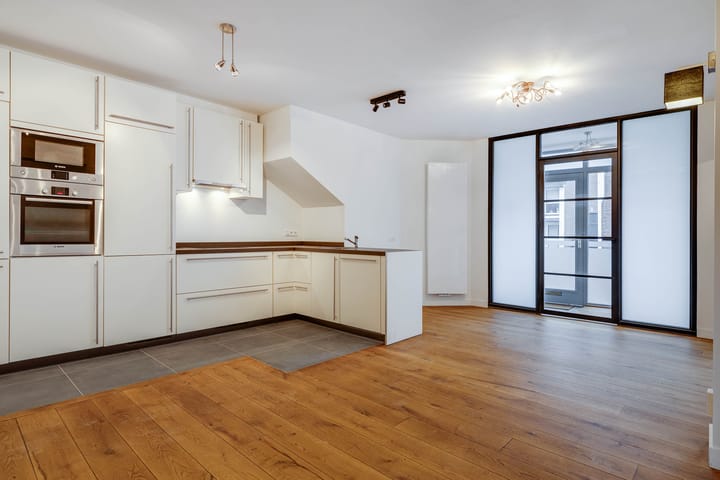 Photo 13 of Feurthstraat 13