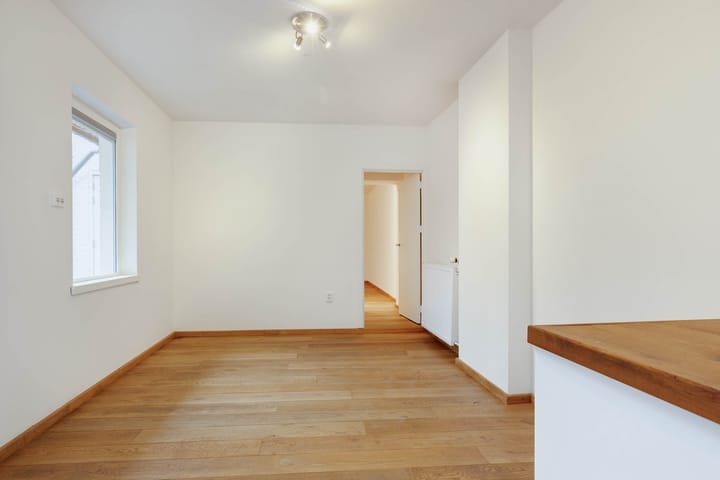 Photo 16 of Feurthstraat 13