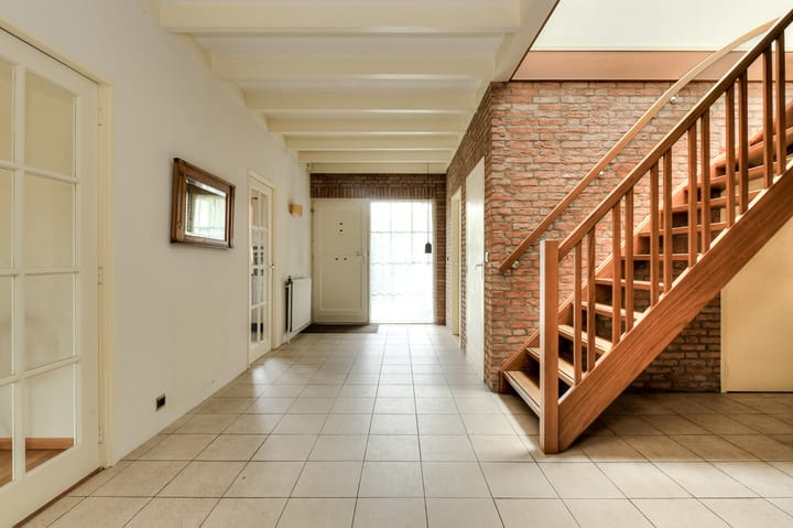 Photo 6 of Burgemeester van Oerslaan 54