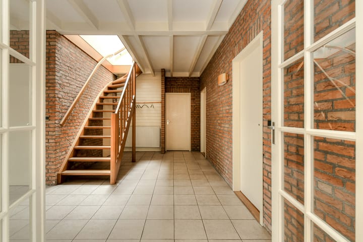 Photo 23 of Burgemeester van Oerslaan 54