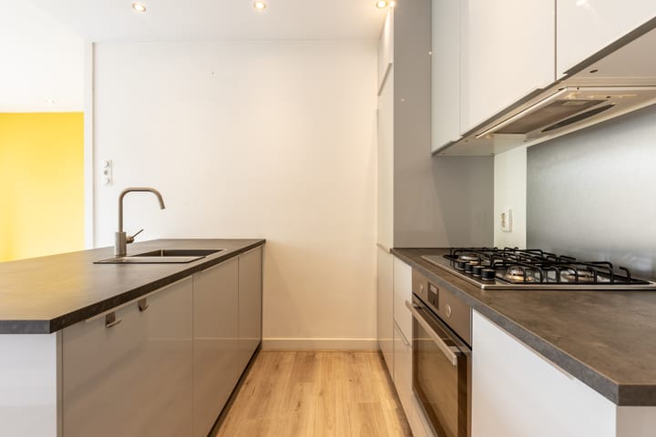 Foto 8 van Wolphaertsbocht 393-B02