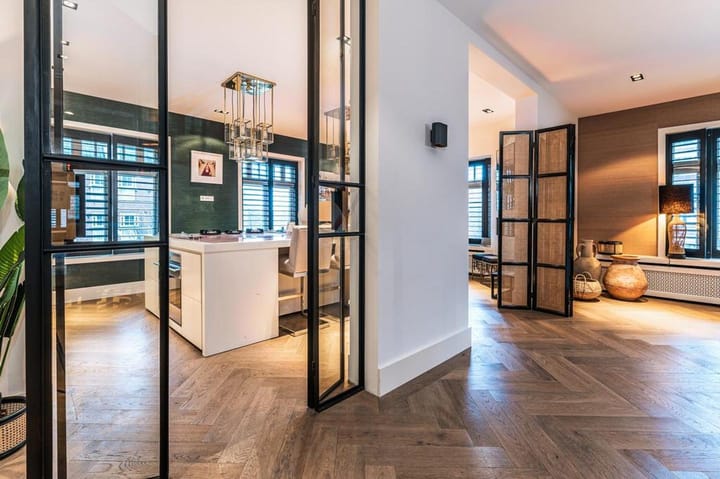 Photo 6 of Beethovenstraat 44-2