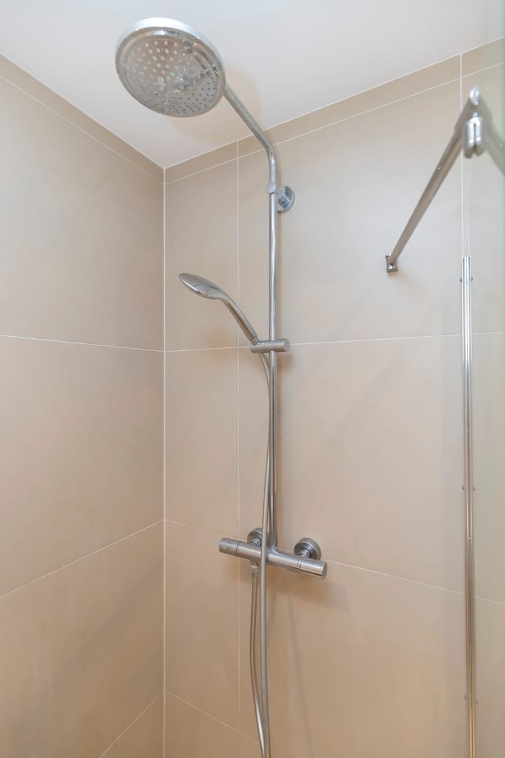 Photo 10 of Javastraat 99-F