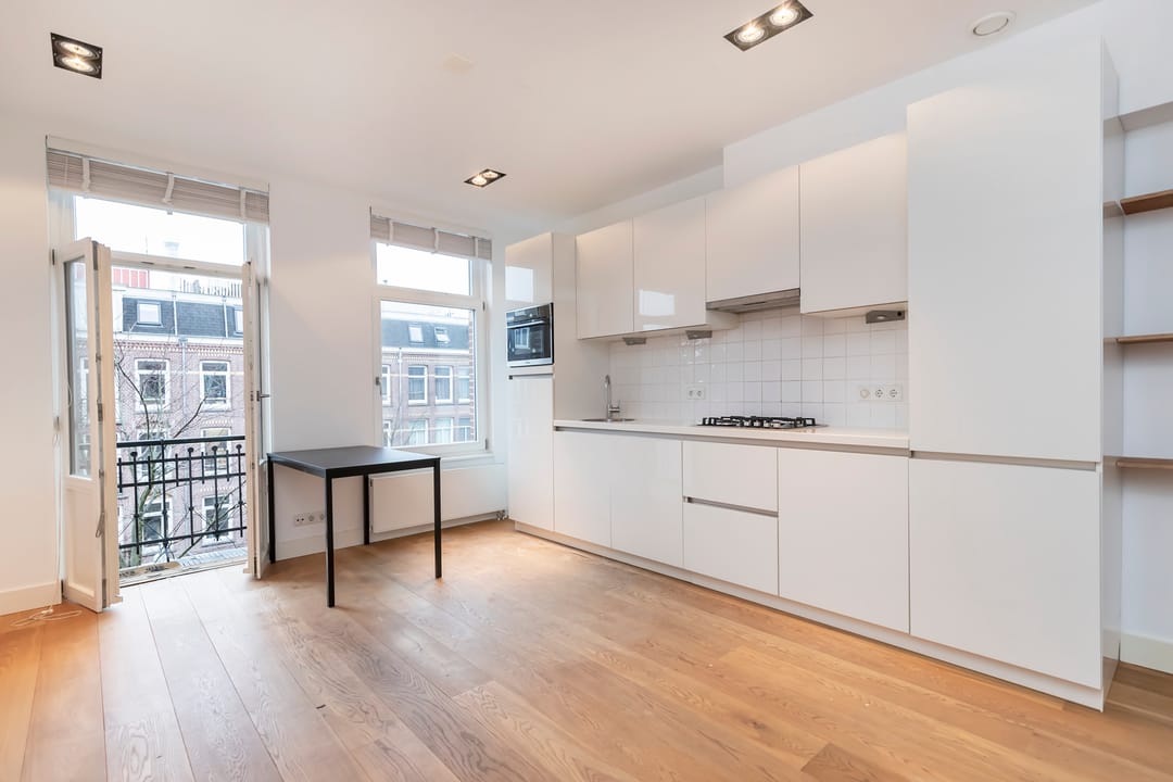 Photo 1 of Javastraat 99-F