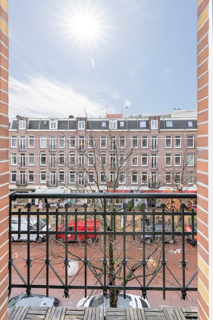 Photo 11 of Javastraat 99-F