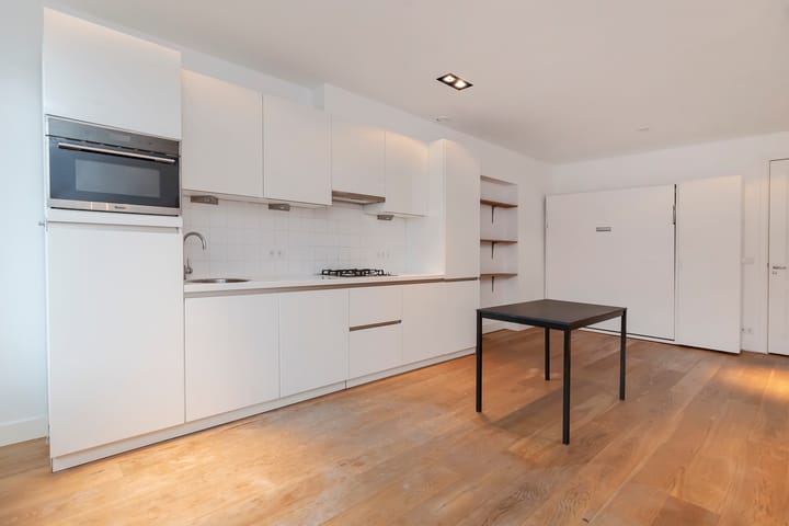 Photo 7 of Javastraat 99-F