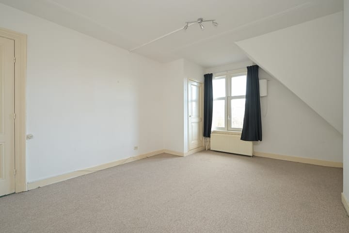 Foto 35 van Laan van Meerdervoort 392