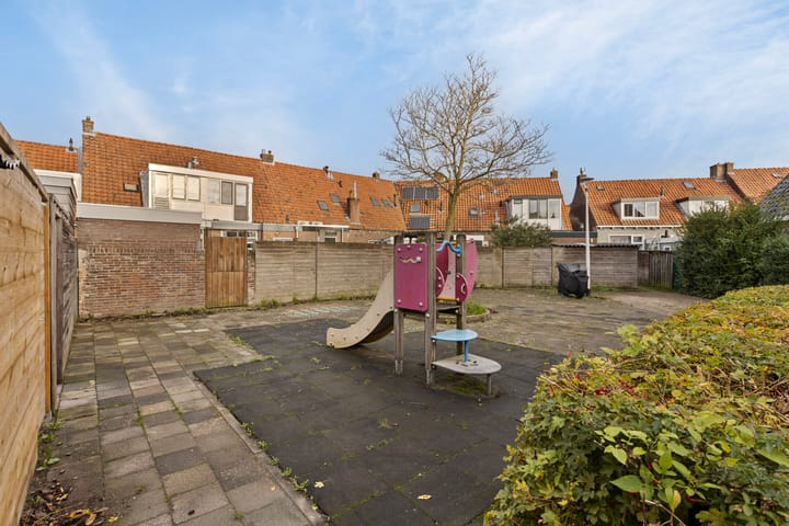 Foto 45 van Beetgumerdwarsstraat 9