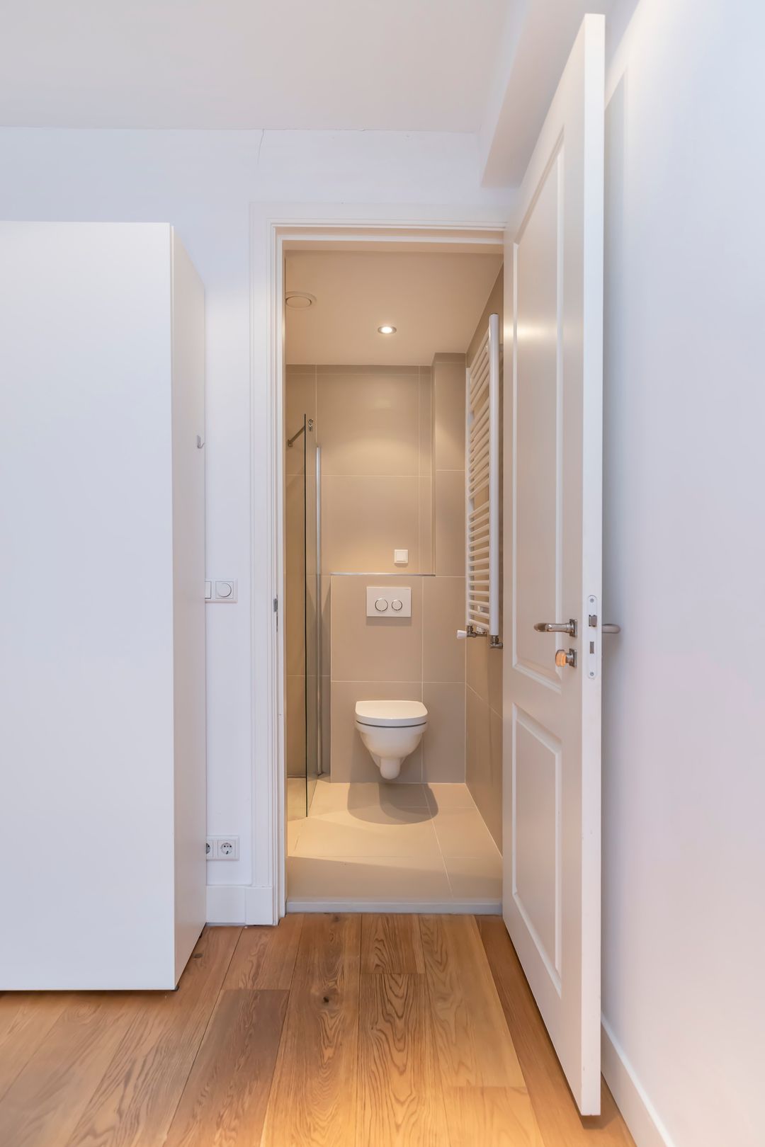 Photo 8 of Javastraat 99-F