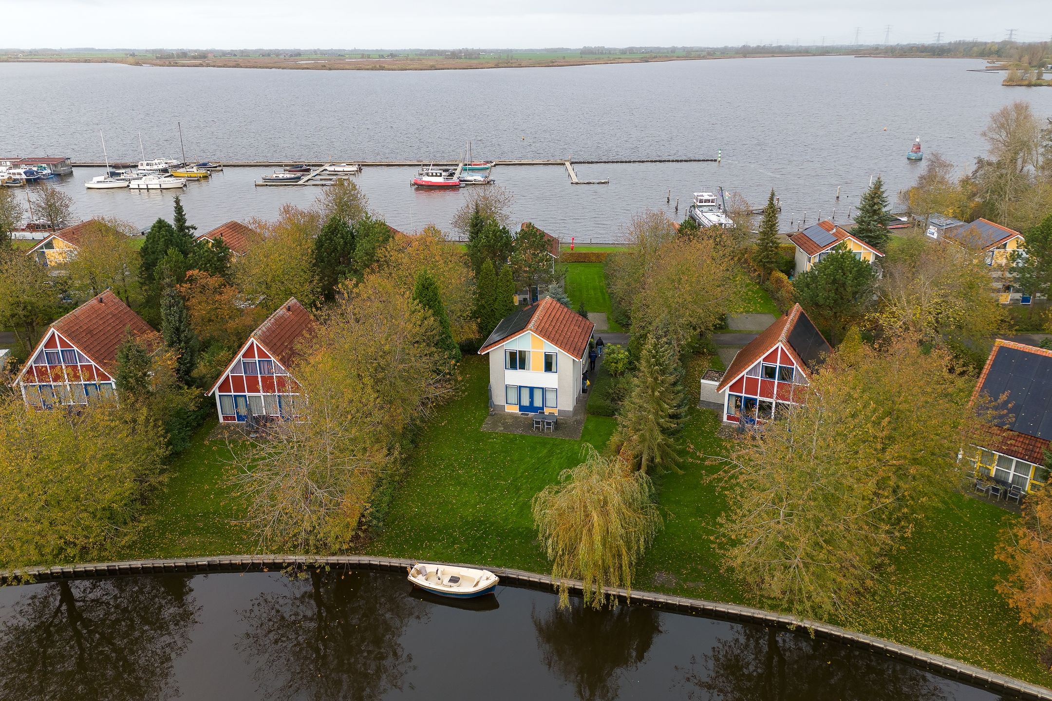 Foto 42 van Roegeweg 1-24