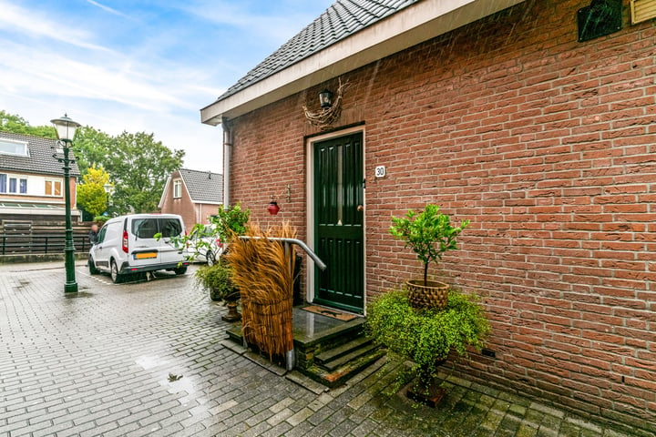 Bekijk foto 1 van Dorpsstraat 30