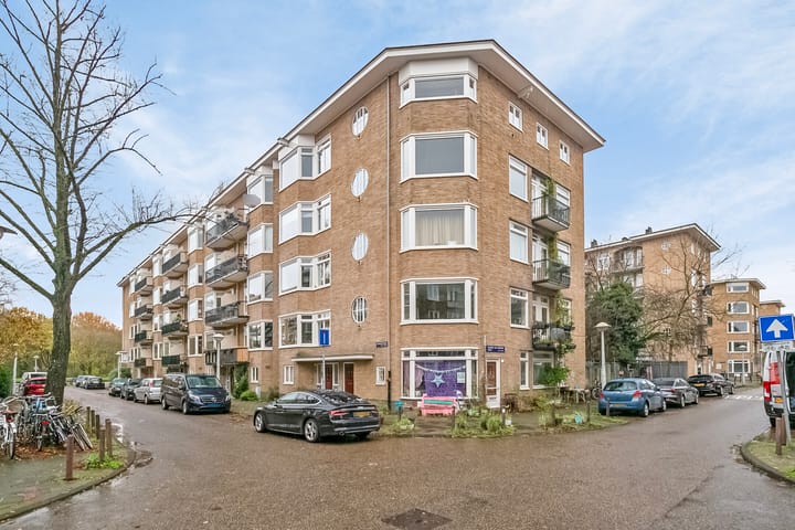 Foto 2 van Esmoreitstraat 15-3