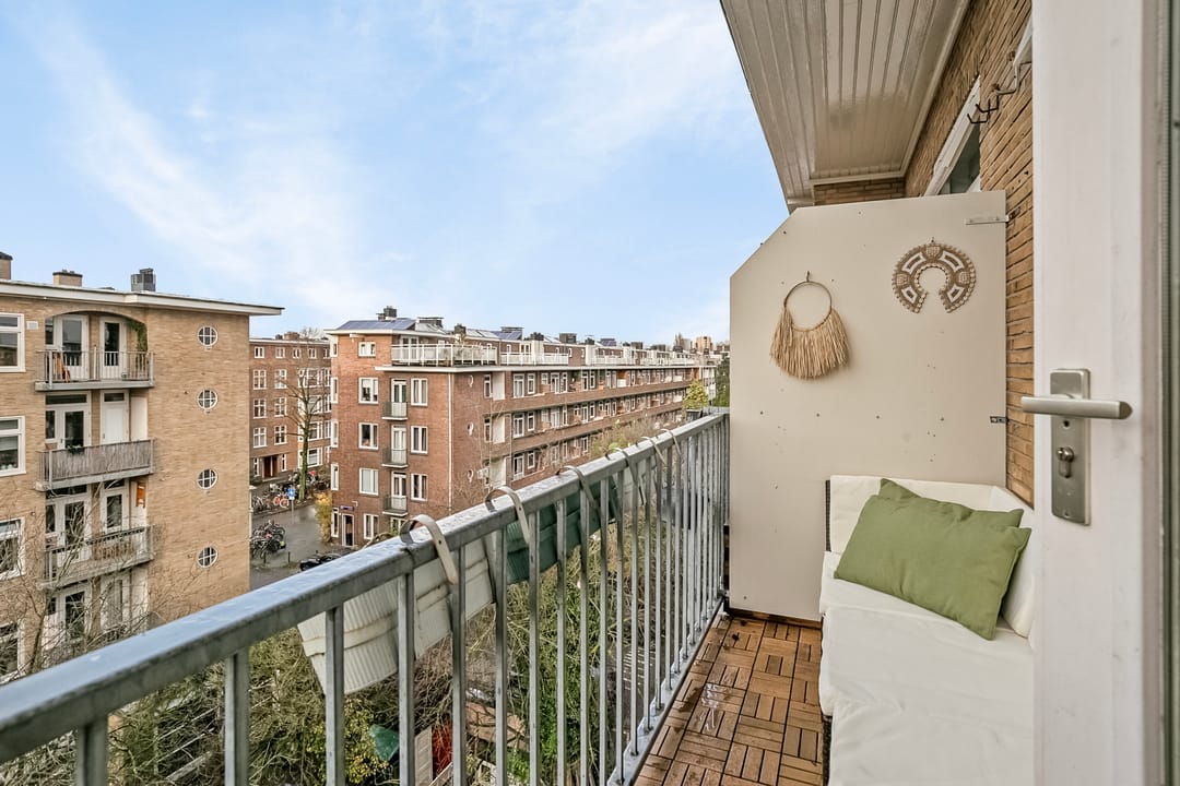 Foto 11 van Esmoreitstraat 15-3