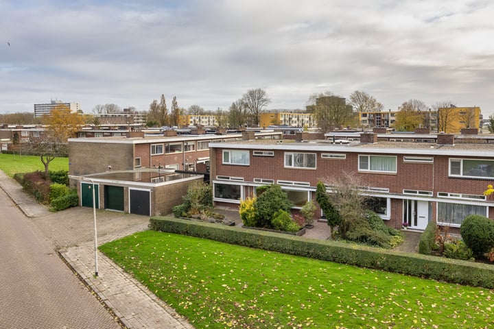 Bekijk foto 35 van Marijkestraat 9