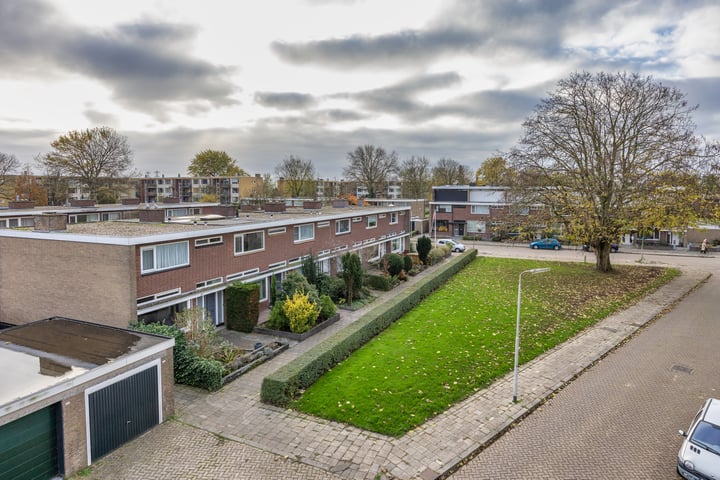 Bekijk foto 37 van Marijkestraat 9