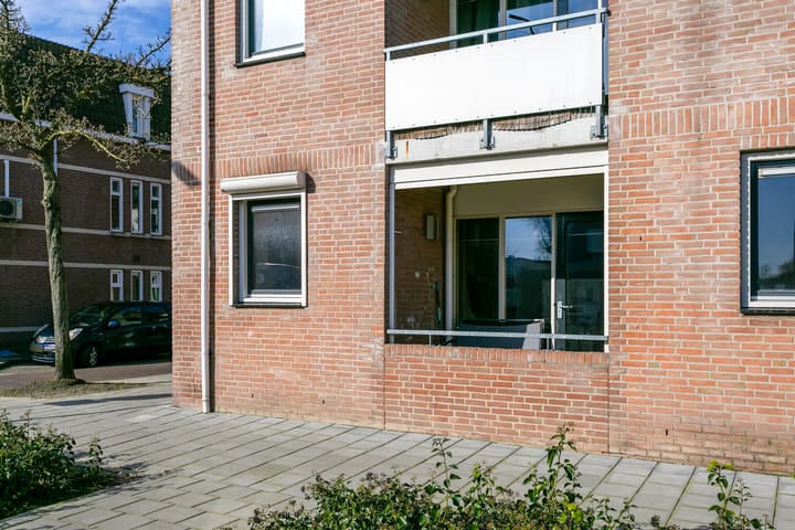 Photo 16 of Stoopstraat 2-A