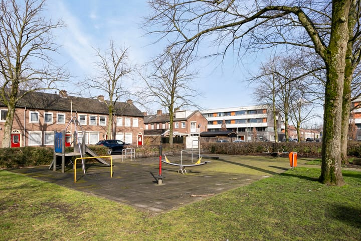 Photo 21 of Stoopstraat 2-A