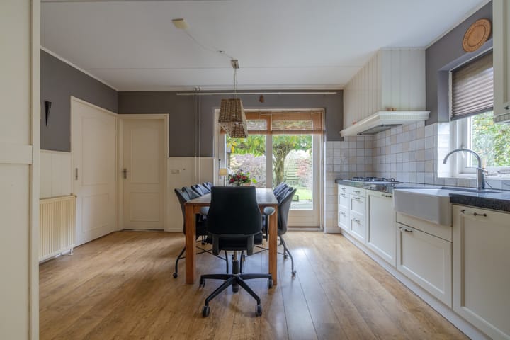 Foto 13 van De Esken 4