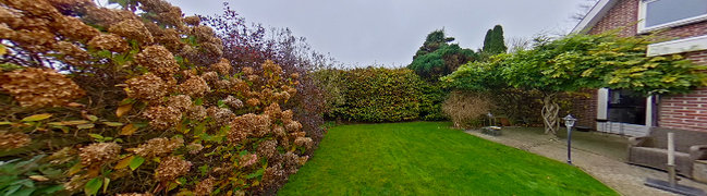 View 360° photo of Achtertuin of De Esken 4