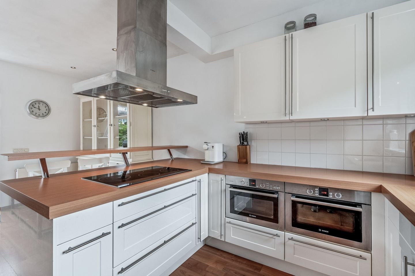 Photo 10 of De Surmontstraat 15