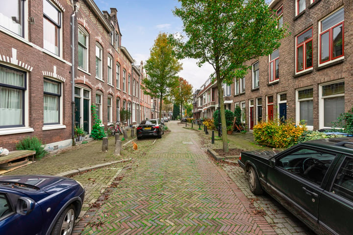 Bekijk foto 9 van Koninginnestraat 36