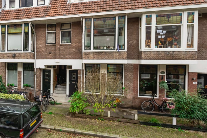 Bekijk foto 12 van Koninginnestraat 36