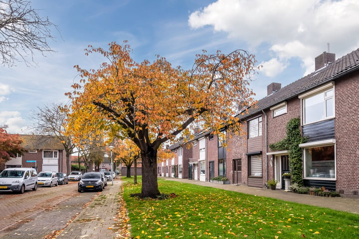 View photo 8 of Bagelaarstraat 34