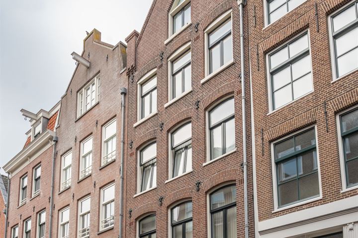 Bekijk foto 4 van Bloemstraat 162-3