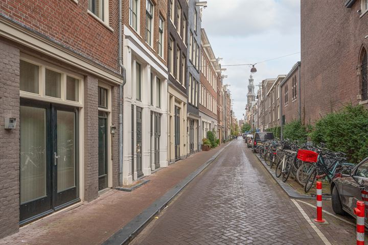 Bekijk foto 9 van Bloemstraat 162-3