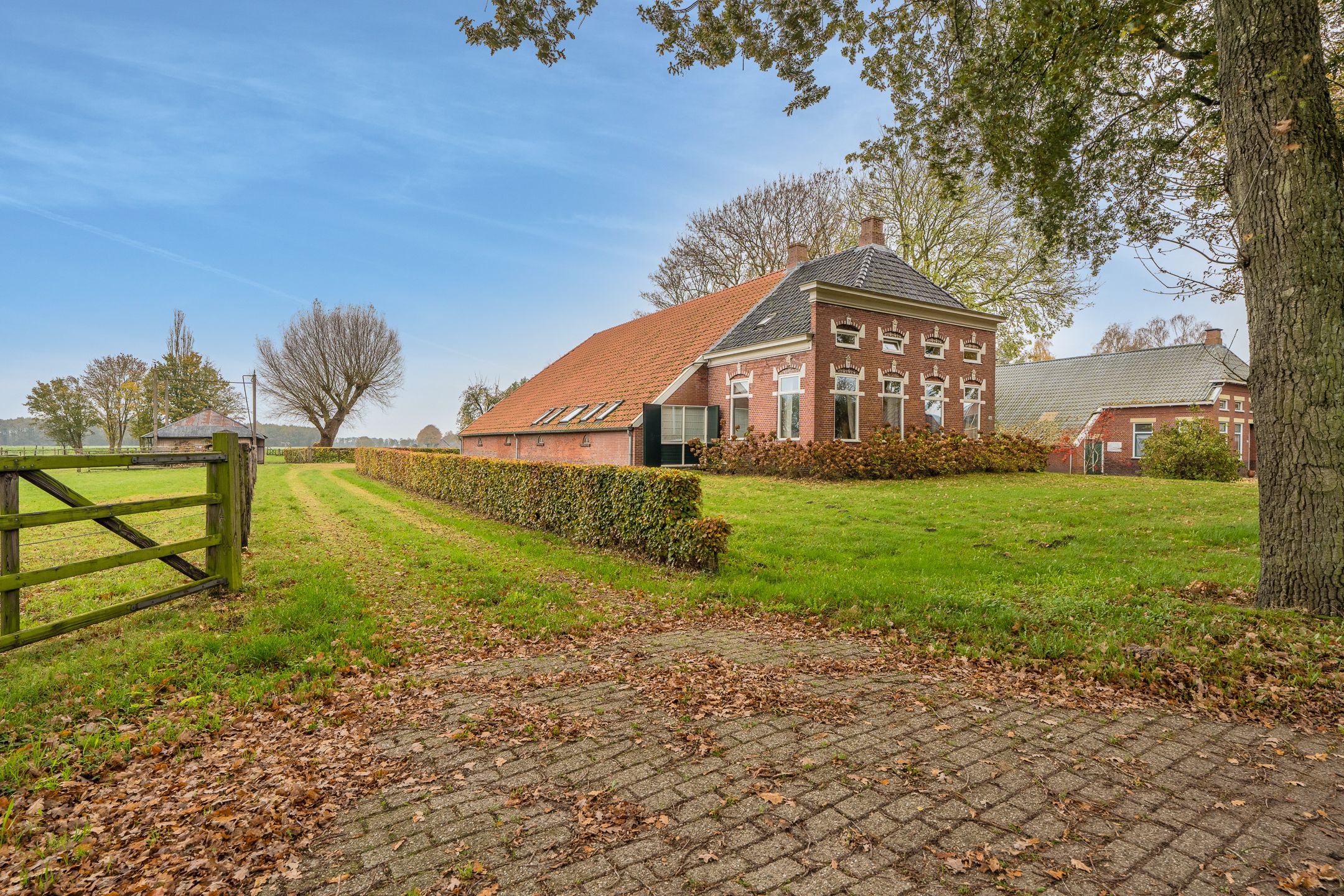 Foto 9 van Hoofdweg 240