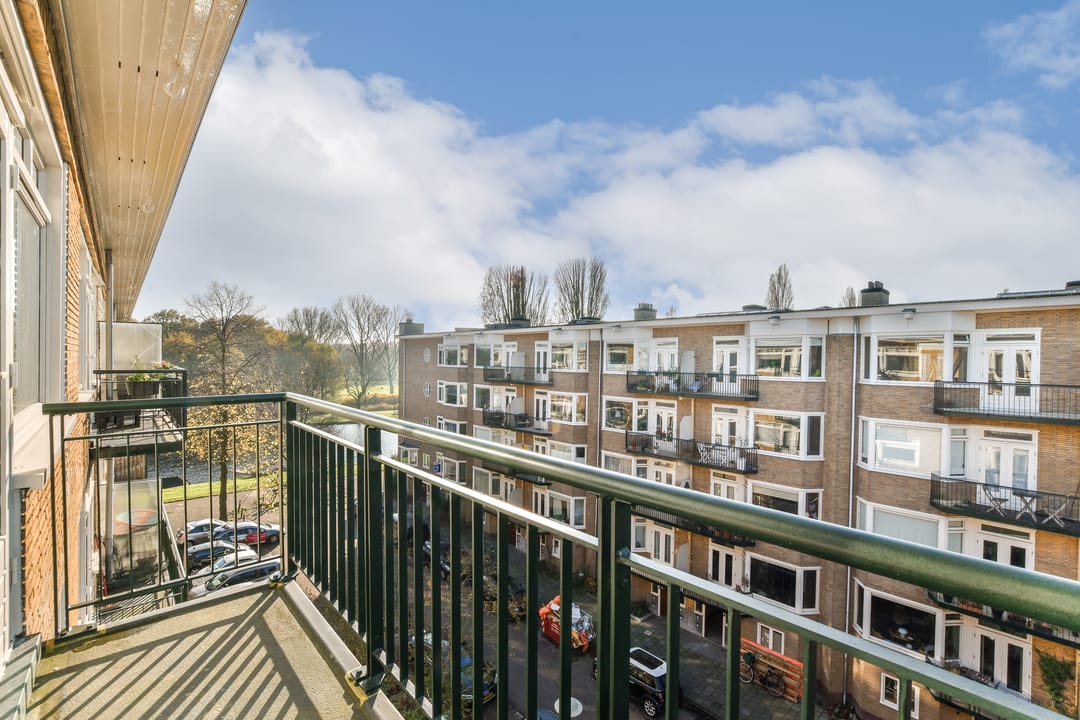 Photo 8 of Esmoreitstraat 14-3