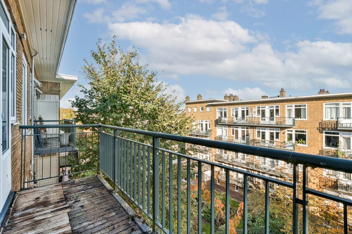 Foto 13 van Esmoreitstraat 14-3