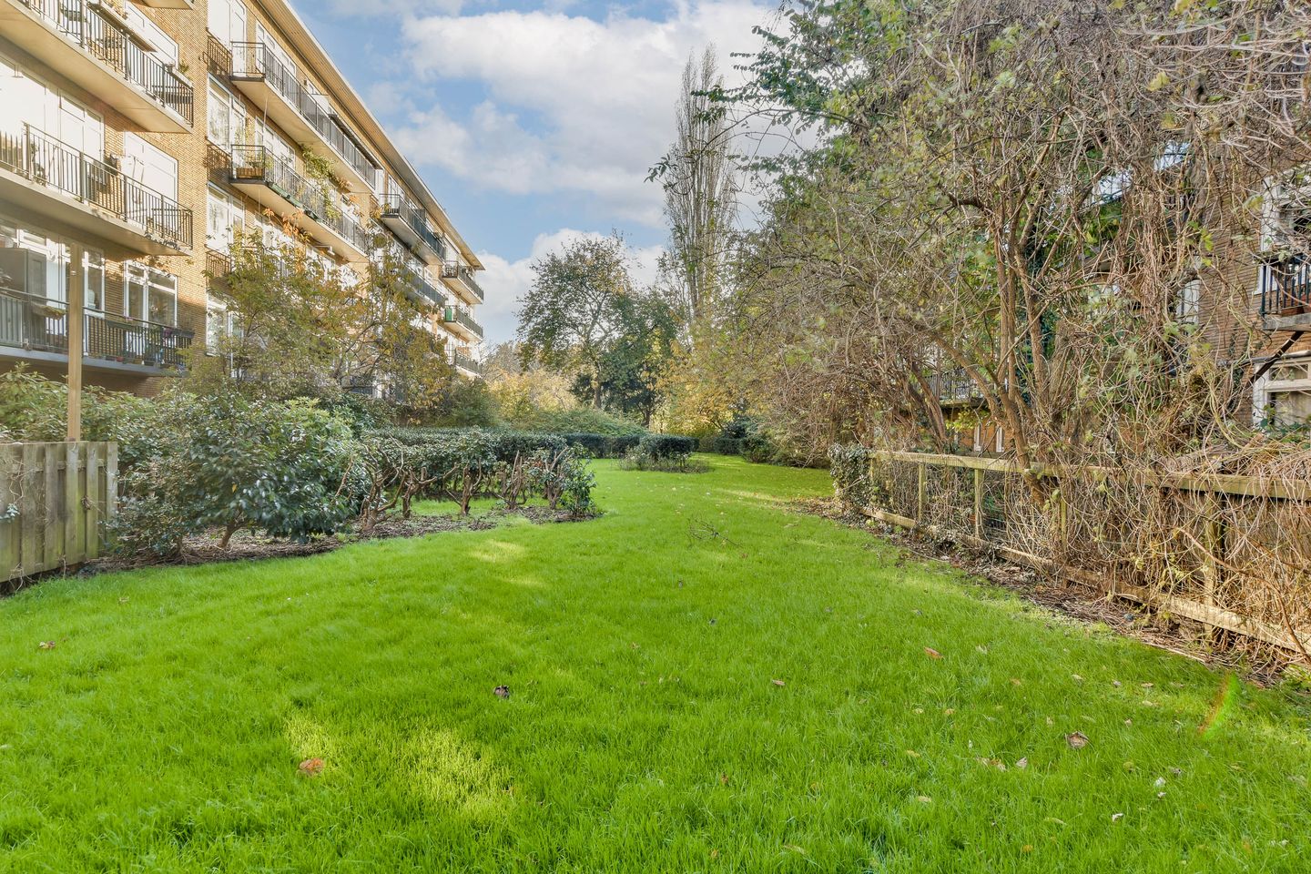 Photo 20 of Esmoreitstraat 14-3