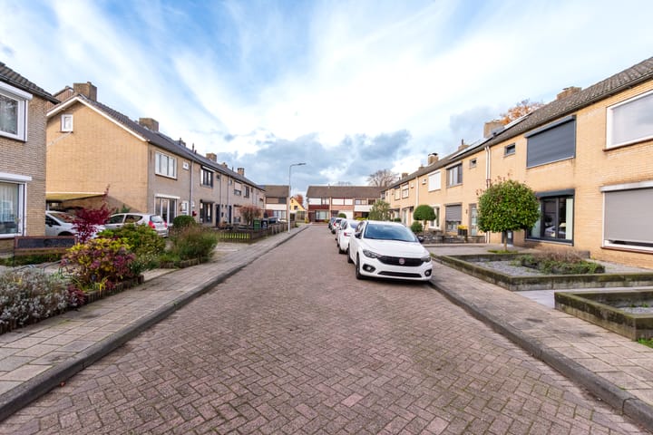 Foto 33 van Seringenstraat 17