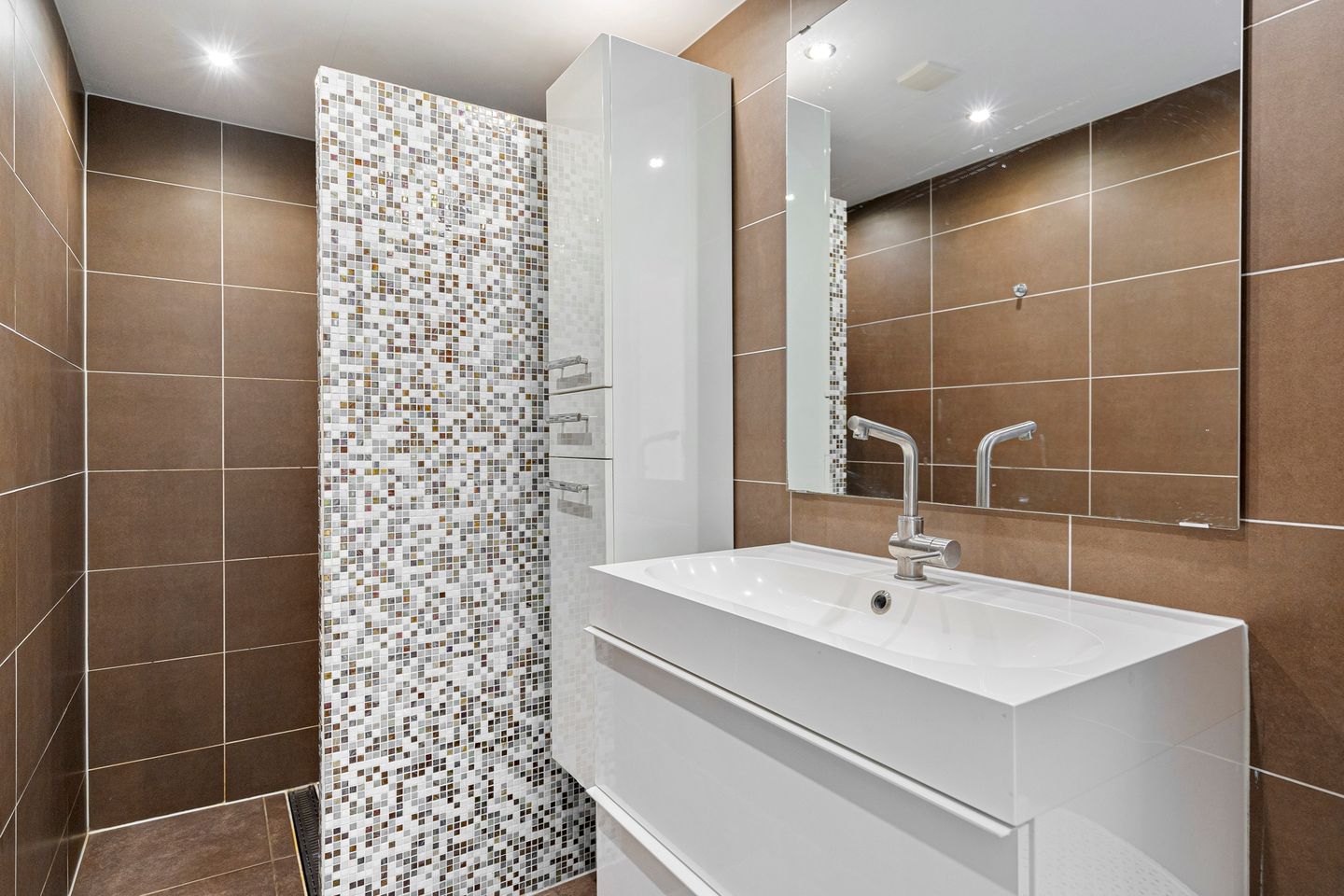 Photo 34 of Nieuwe Damlaan 399