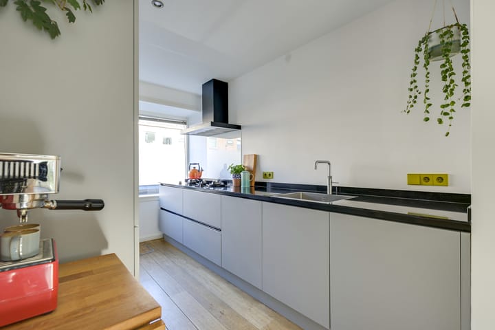 Photo 15 of Mijdrechtstraat 50