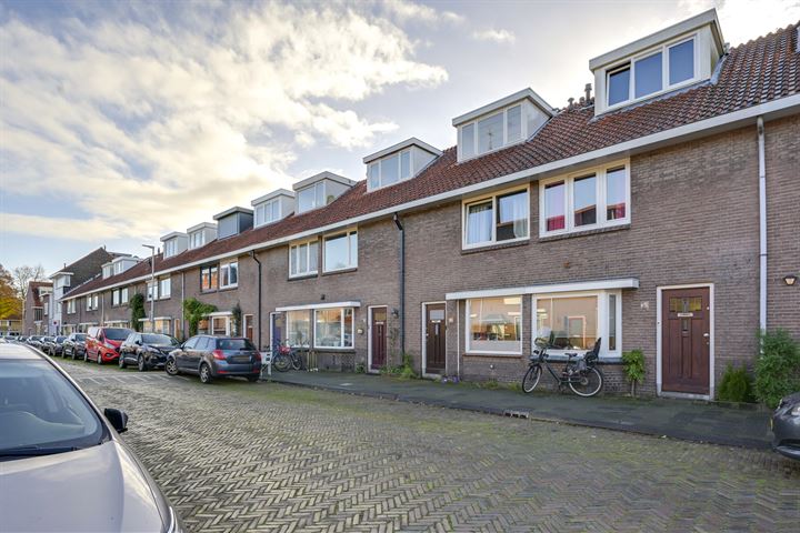 Bekijk foto 37 van Mijdrechtstraat 50