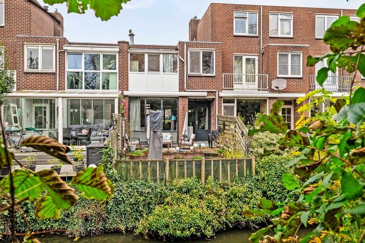 Foto 2 van Weigeliapark 59