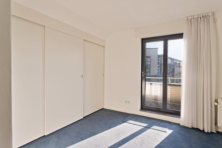 Foto 35 van De Lingst 86