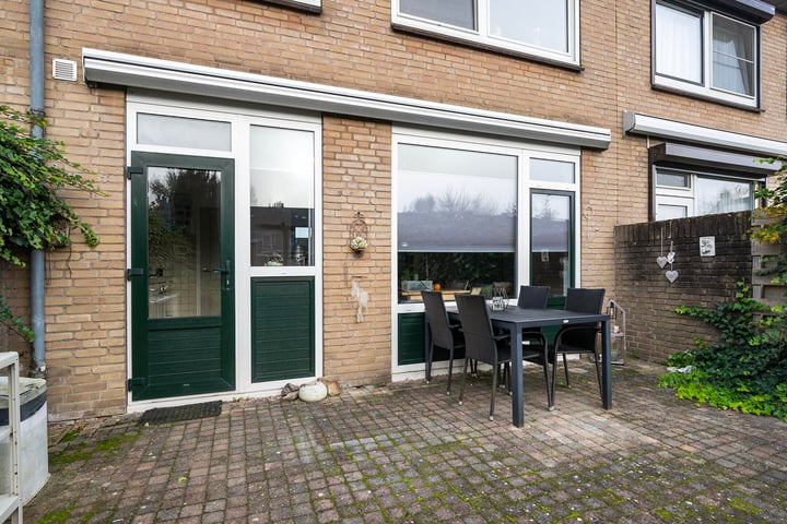 View photo 32 of Platenmakersstraat 71