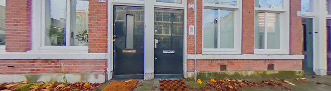 Bekijk 360° foto van Voortuin van Paramaribostraat 30