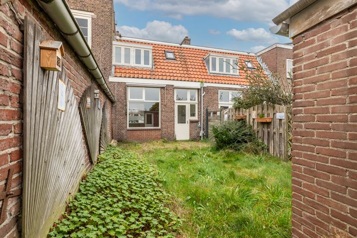 View photo 15 of Ben Viljoenstraat 22