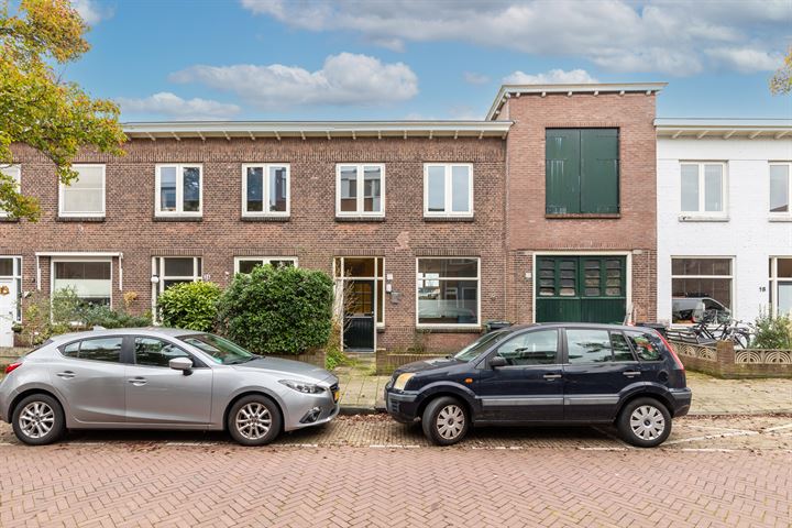 Bekijk foto 1 van Ben Viljoenstraat 22