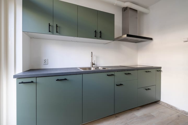 Photo 7 of Meent 31-B