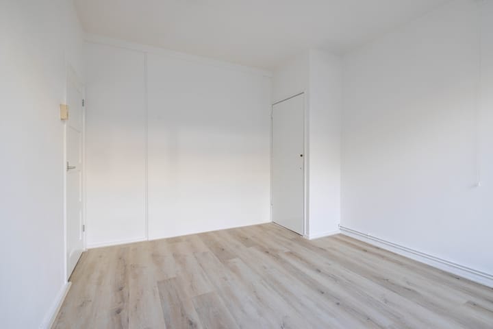 Photo 9 of Meent 31-B