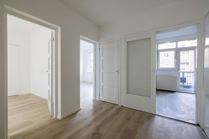 Photo 16 of Meent 31-B