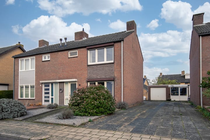 Foto 1 van Prinstiend 5